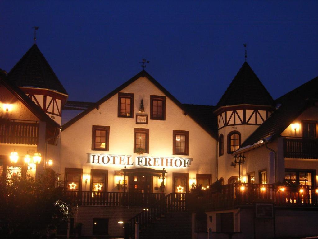 Hotel Freihof Hiddenhausen Kültér fotó